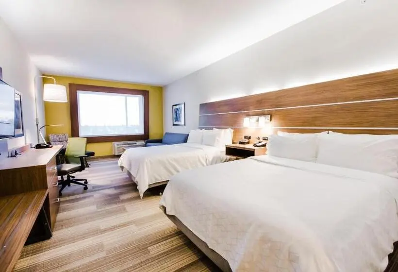 身障者適用スイートルーム, Holiday Inn Express & Suites   West Edmonton Mall Area, An Ihg