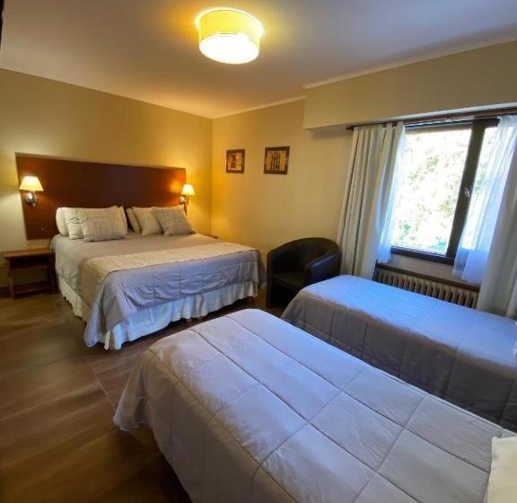 اتاق استاندارد سه نفره, Le Charme Con Parking