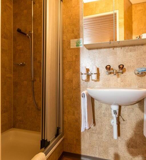 스탠다드 룸, Oberland