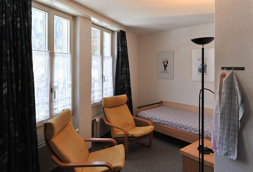 스탠다드 스튜디오, Oberland