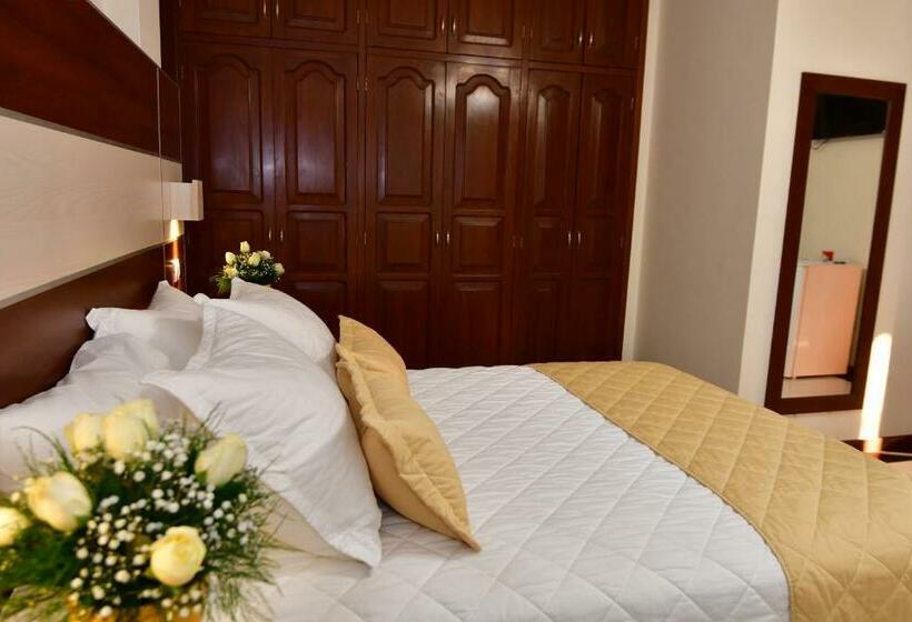 Номер Стандарт Индивидуальный, Prince