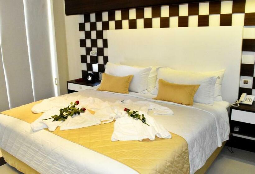 Люкс Кровать Кинг, Prince