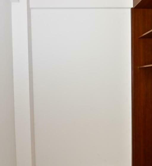 Люкс Кровать Кинг, Prince