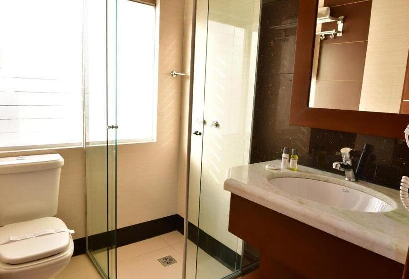 Номер Стандарт Трехместный, Prince