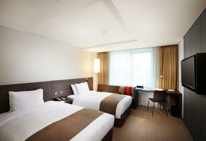 디럭스 룸, Prumir