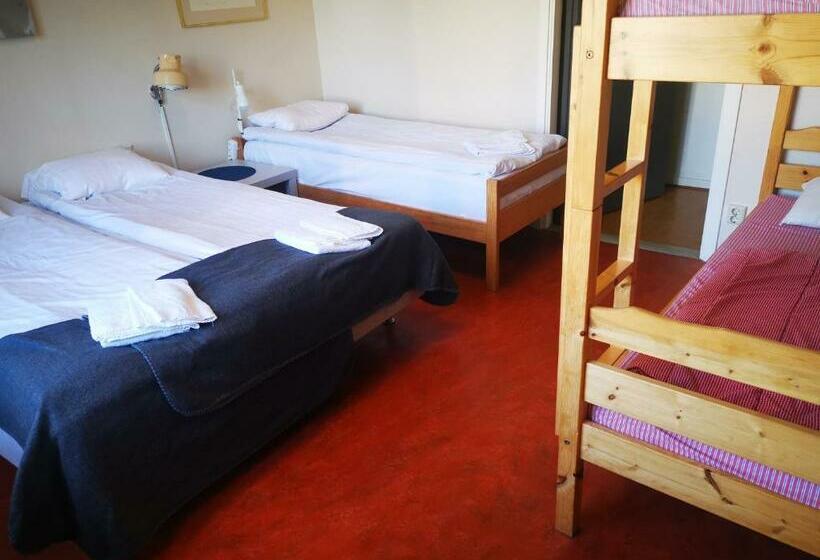 غرفة عائلية, åhus B&b Och Vandrarhem