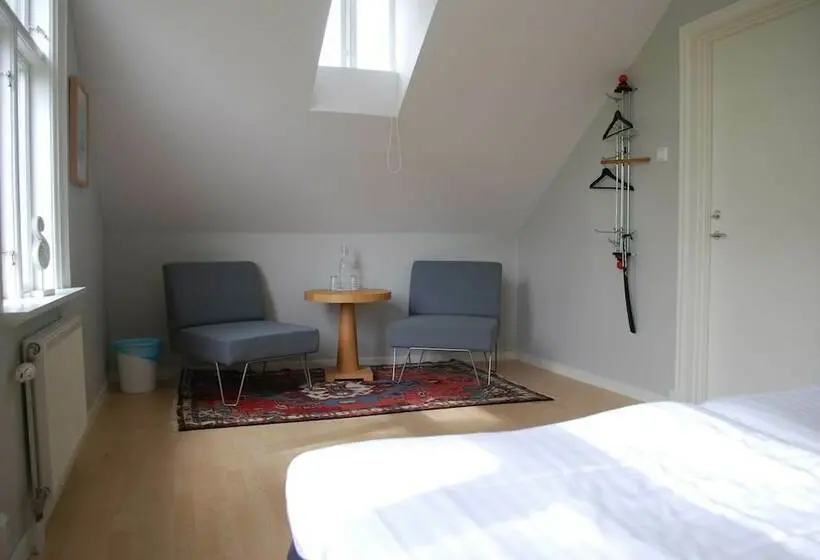 バス共有のスタンダードルーム, åhus B&b Och Vandrarhem