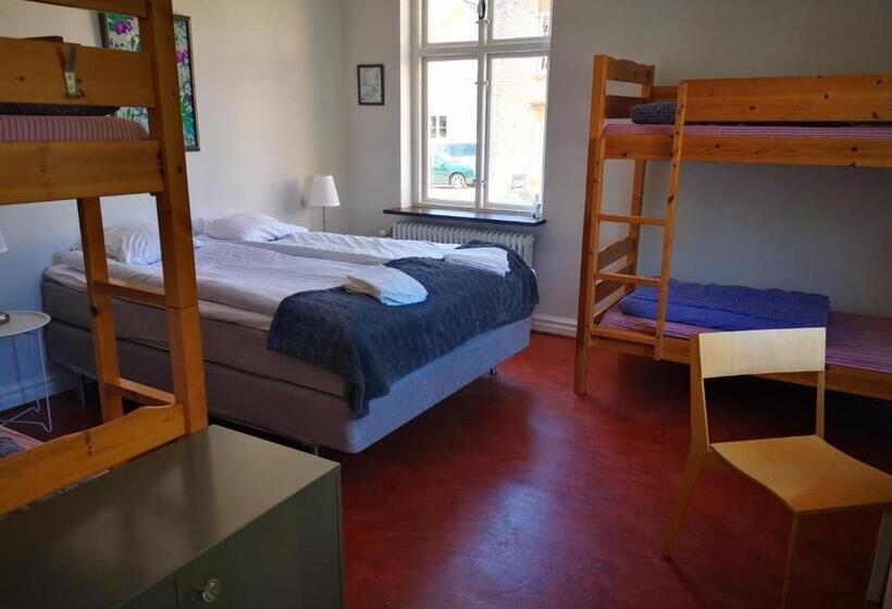 패밀리 룸 공용 욕실, åhus B&b Och Vandrarhem