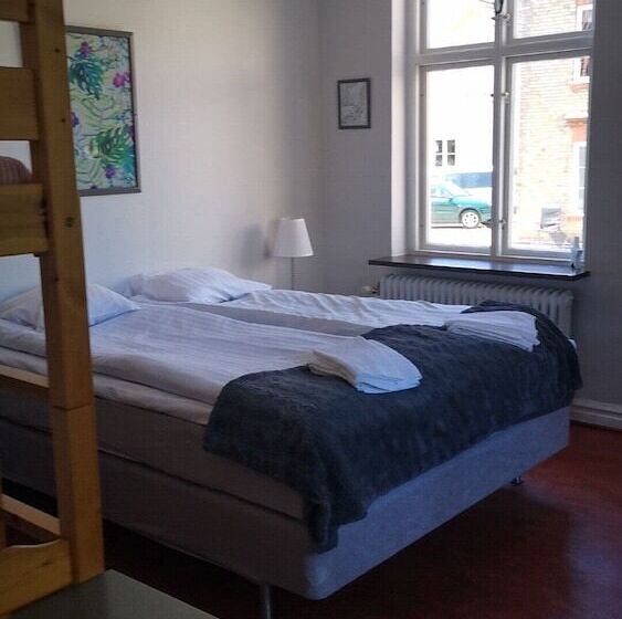 اتاق خانوادگی, åhus B&b Och Vandrarhem