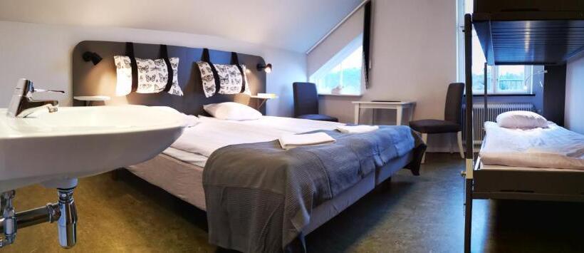 4인용 스탠다드 룸, åhus B&b Och Vandrarhem