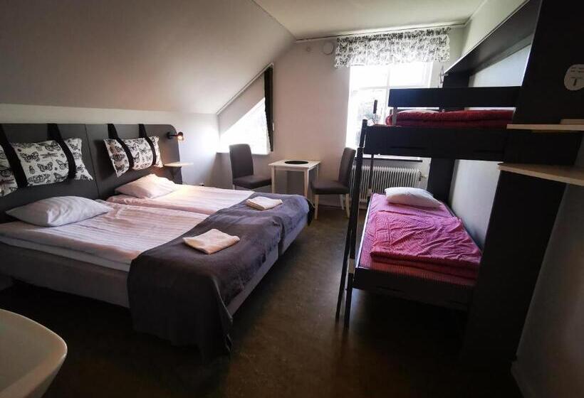 اتاق استاندارد چهار تخته, åhus B&b Och Vandrarhem