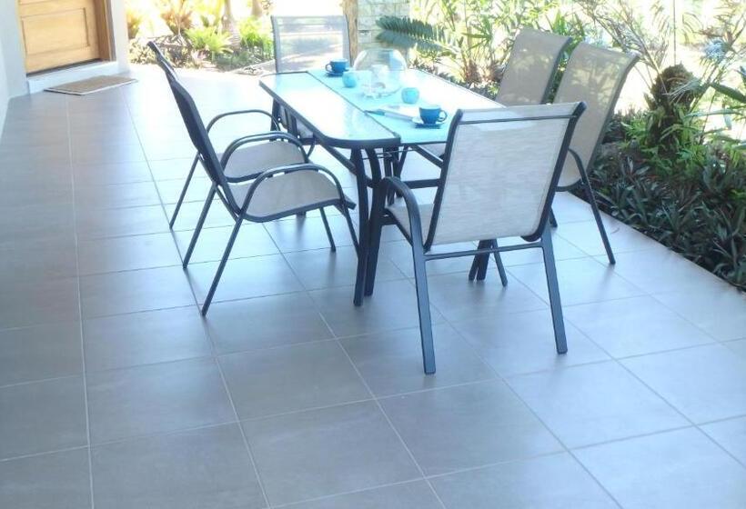 ２ベッドルームアパートメント, Nautilus Apartments