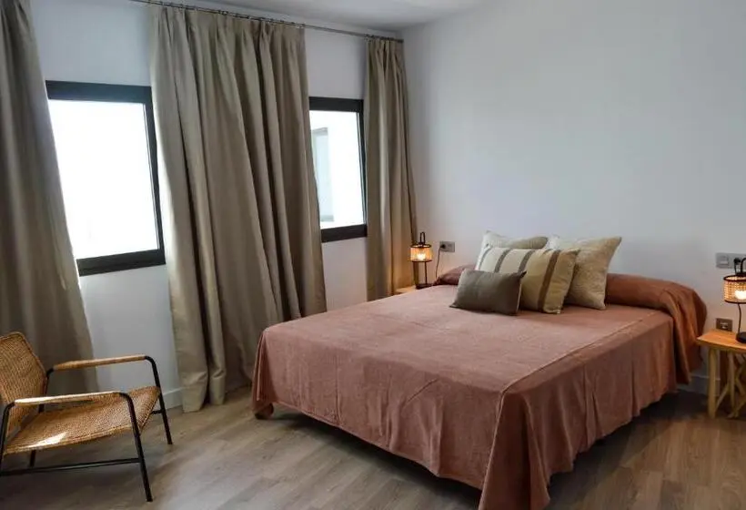 اتاق لوکس با چشم‌انداز دریا, Arena House Conil