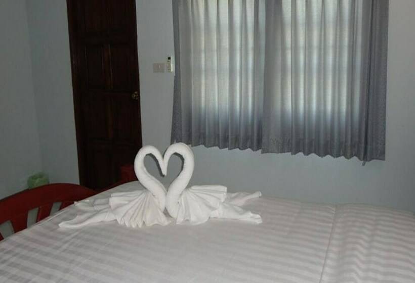 スタンダードルーム, Baan Aunrak Koh Chang