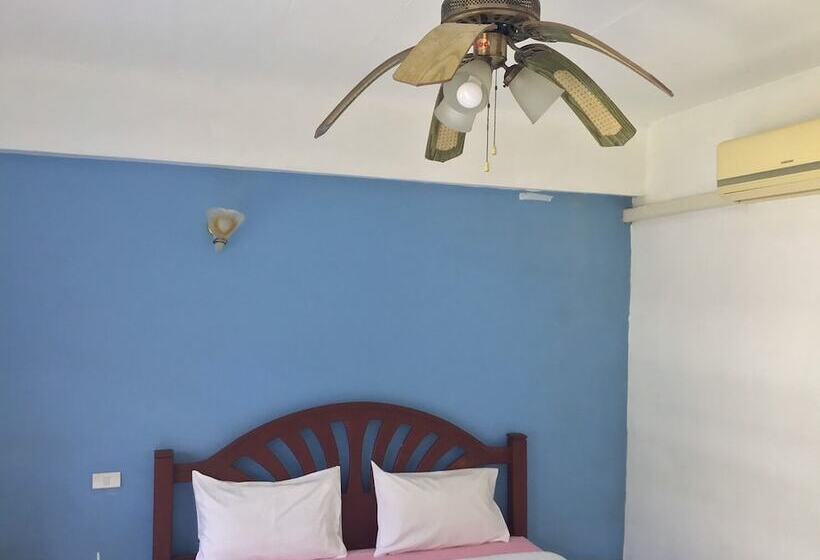 スタンダードルーム, Baan Aunrak Koh Chang