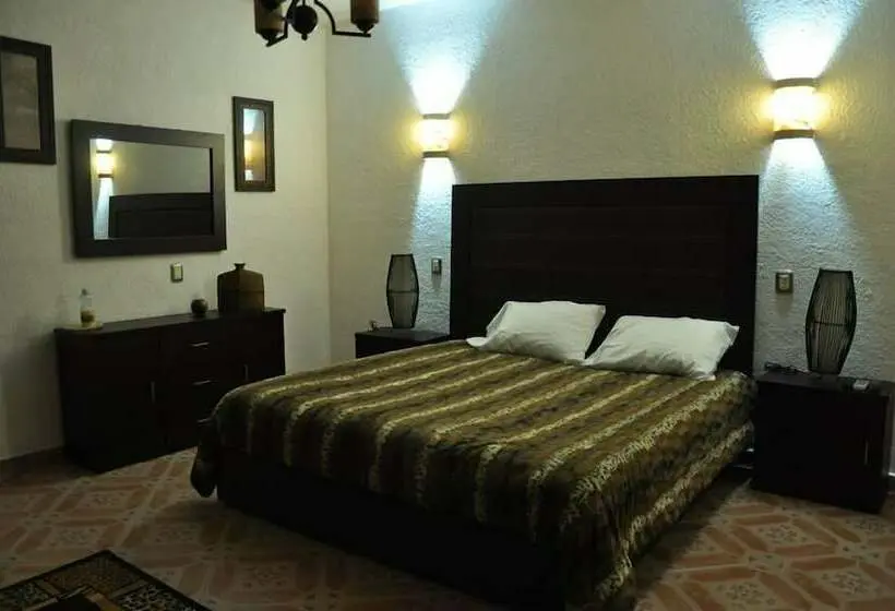 Juniorsviitti, Hacienda San Francisco