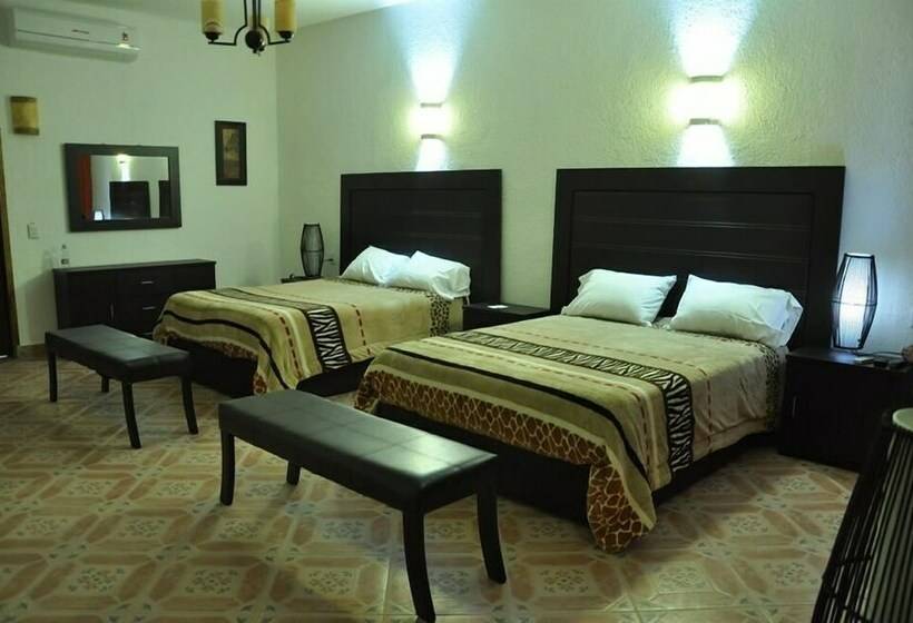 Полулюкс, Hacienda San Francisco