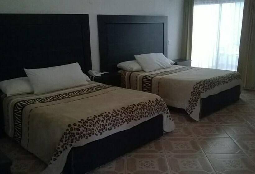 Полулюкс, Hacienda San Francisco