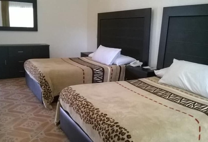 Полулюкс, Hacienda San Francisco