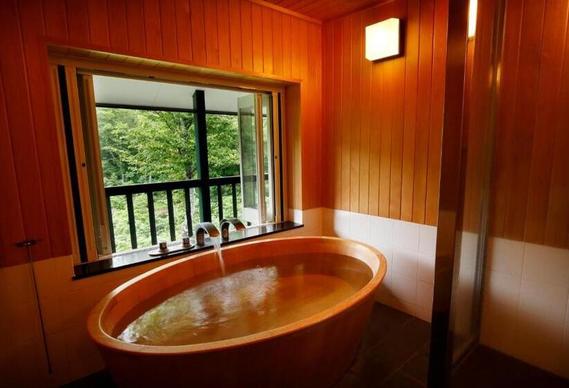 주니어 스위트, Jogakura