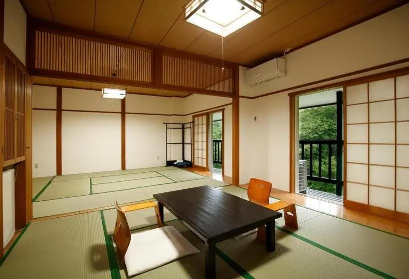 Standard-huone, Jogakura
