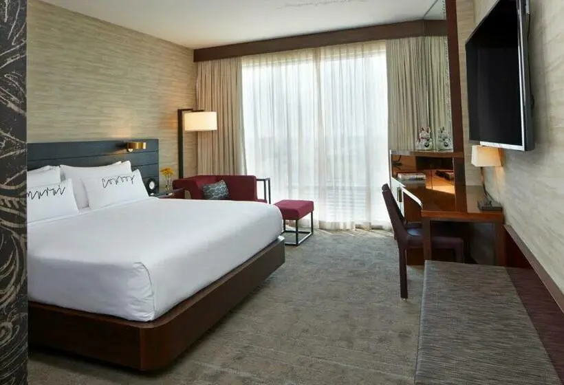 Club Room King Bed, Renaissance Dallas At Plano Legacy West