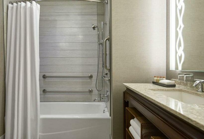 キングサイズベッドのスタンダードルーム, Renaissance Dallas At Plano Legacy West