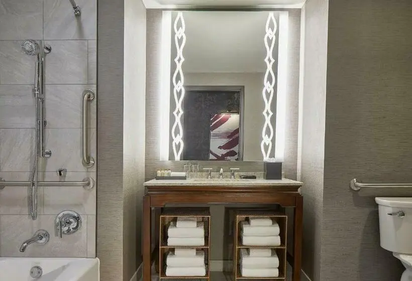 Standard-huone King-vuode, Renaissance Dallas At Plano Legacy West