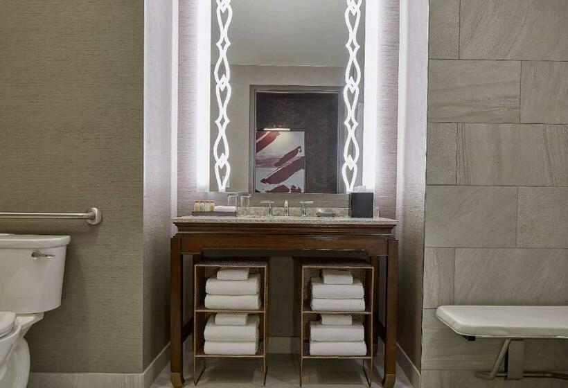 キングサイズベッドのスタンダードルーム, Renaissance Dallas At Plano Legacy West