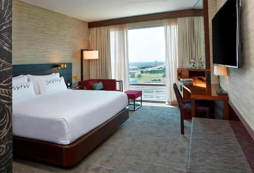 Club Room King Bed, Renaissance Dallas At Plano Legacy West