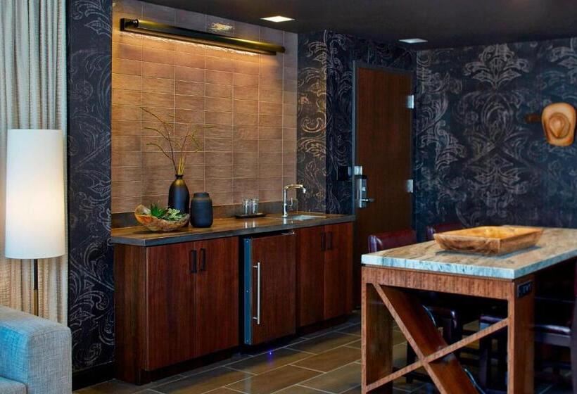 キングサイズベッドのエクゼクティブ, Renaissance Dallas At Plano Legacy West