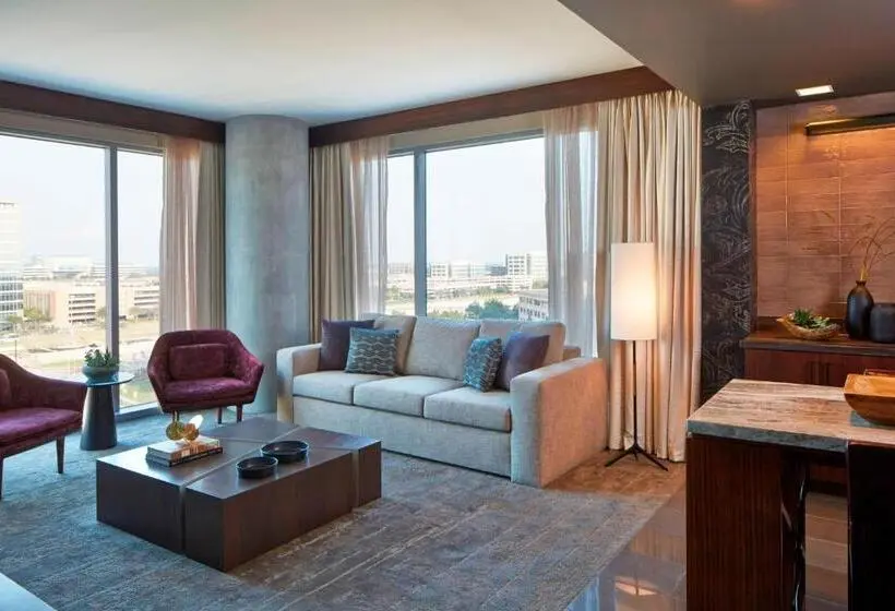 Executive-sviitti King-vuode, Renaissance Dallas At Plano Legacy West
