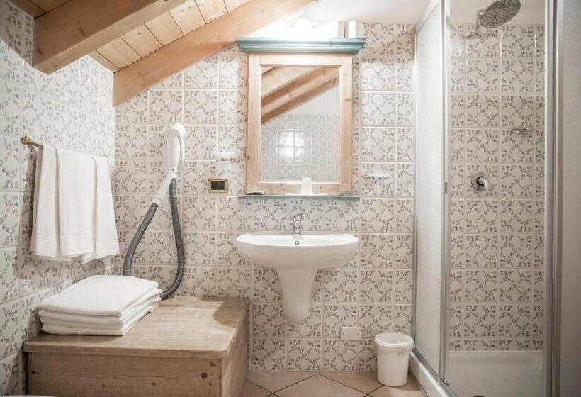 חדר סטנדרט לארבעה, Residence Dahu