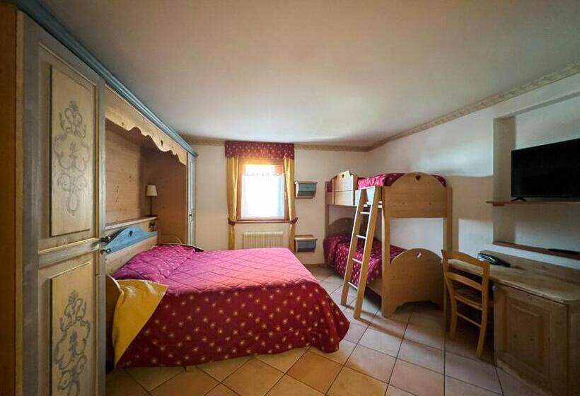 חדר קלאסי לארבעה, Residence Dahu