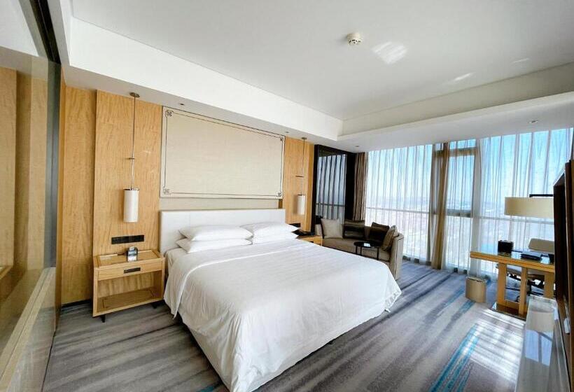 חדר קלאב עם מיטת קינג, Sheraton Zibo