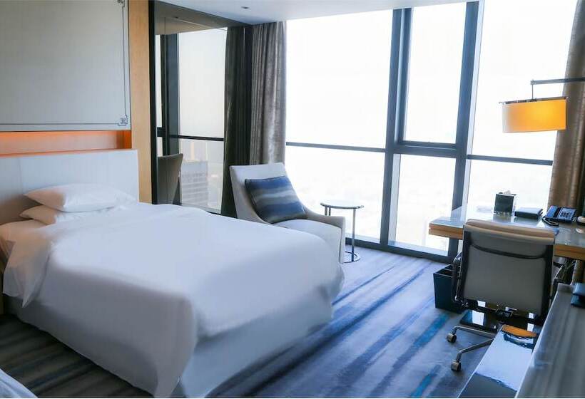 غرفة كلوب, Sheraton Zibo