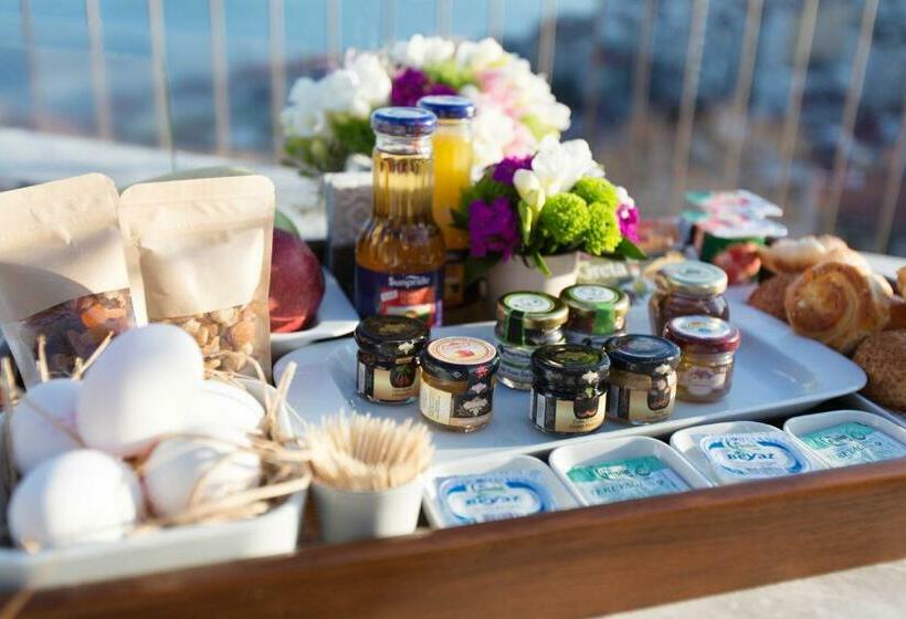 سوییت جونیور با چشم‌انداز شهر, Noble22 Suites Special Category