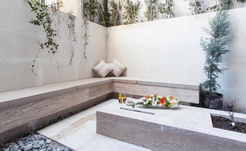 سوییت, Noble22 Suites Special Category