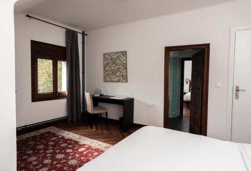 패밀리 룸, Angelats Hotel A Signature Boutique