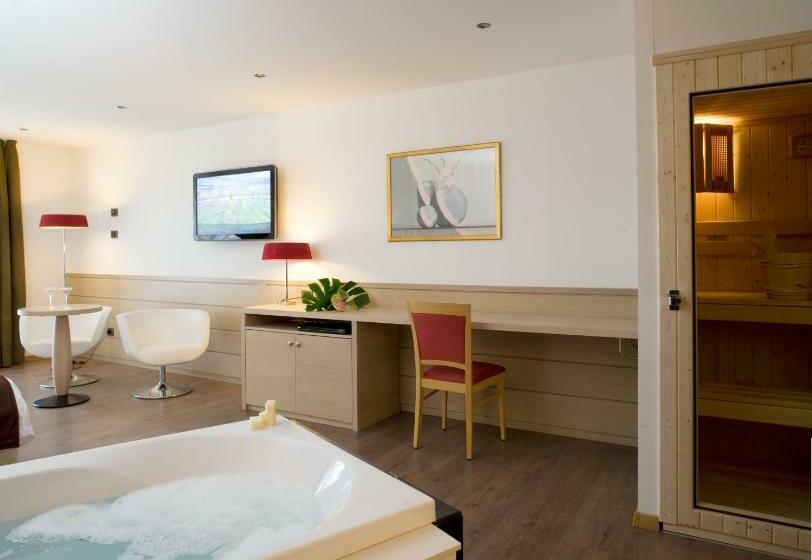 סוויטת ג'וניור, Piz Galin Grand Hotel Family & Wellness