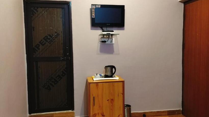 标准间, Paradiso Guest House