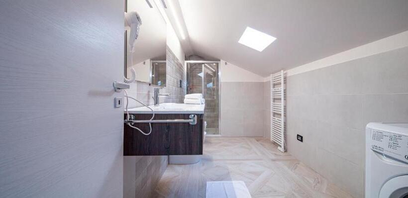 Апартаменты Пентхаус 1 Спальня, Casa Vacanze Mariaelena   Momena