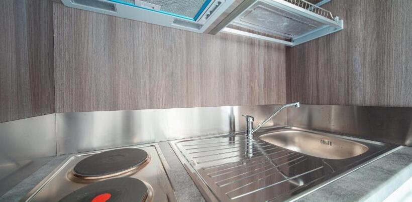 带1个卧室带泳池的公寓, Casa Vacanze Mariaelena   Momena