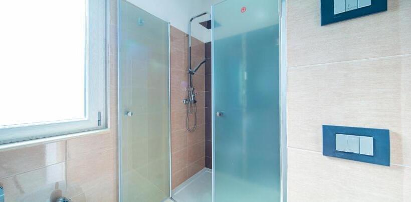 带1个卧室带泳池的公寓, Casa Vacanze Mariaelena   Momena