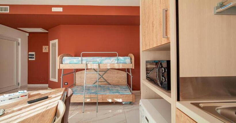 带1个卧室带观景的公寓, Casa Vacanze Mariaelena   Momena