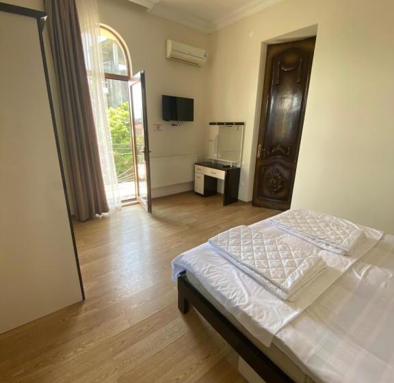 اتاق استاندارد, Ilia