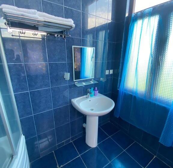 اتاق استاندارد, Ilia