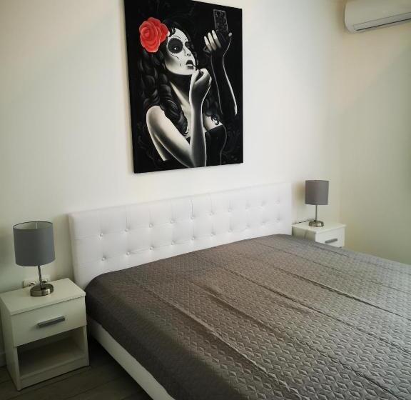 Апартаменты 3 Спальни, No.44