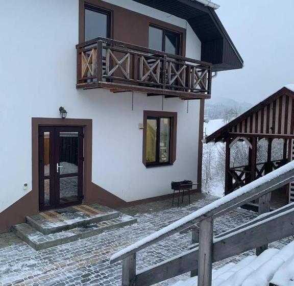 1 Sovrums Hus, ехо тростяну