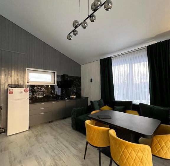 Svit Bergsutsikt, ехо тростяну